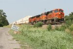 BNSF WB stopped short of the hill